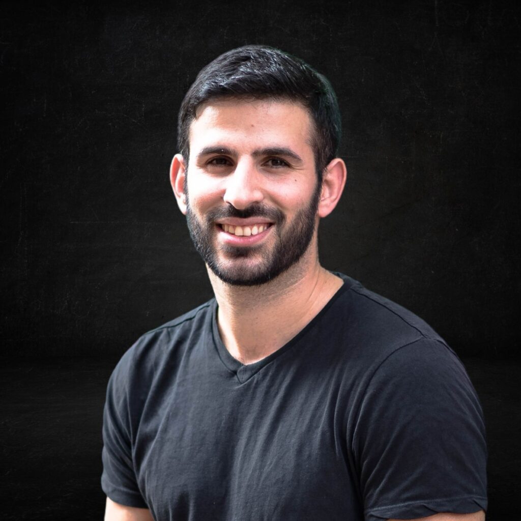 גל צחייק