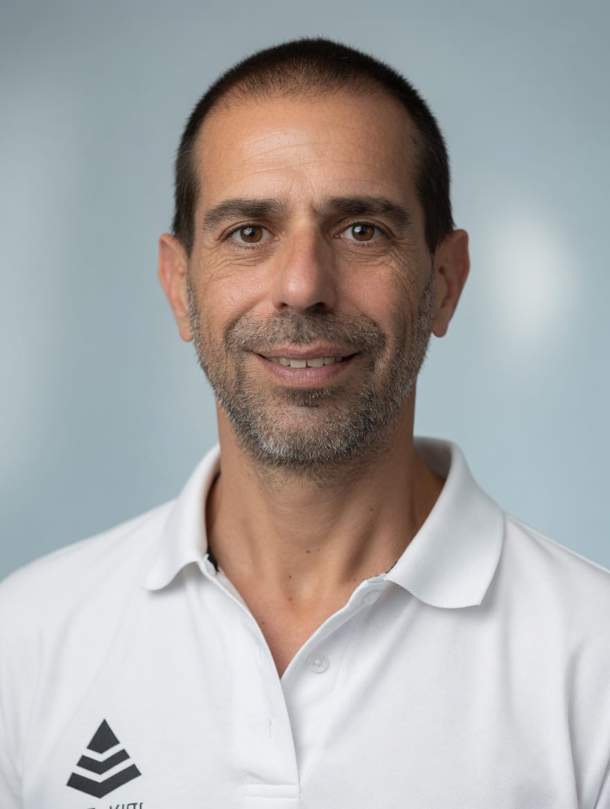 אביב וקנין, מרצה לחוסן פיננסי ובינה מלאכותית